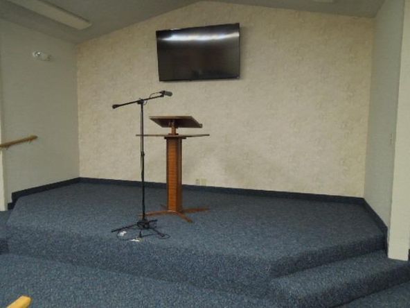 17330 Hummingbird Ln, Brownsville, CA 95919